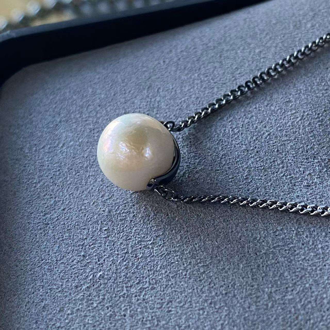 EASTERNPEARLISM S925 Silver Half Round Necklace【Black Knight 】