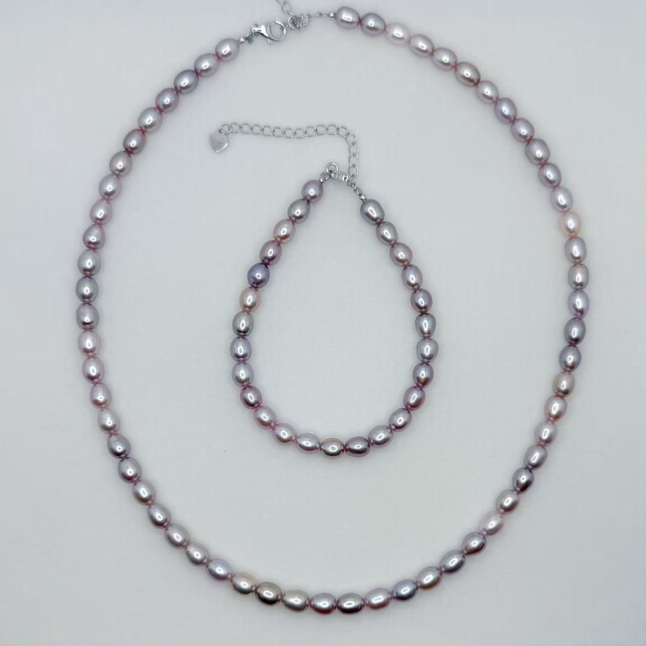 Freshwater Seedless Pearl Set Full String Necklace and Bracelet (5-6mm)
